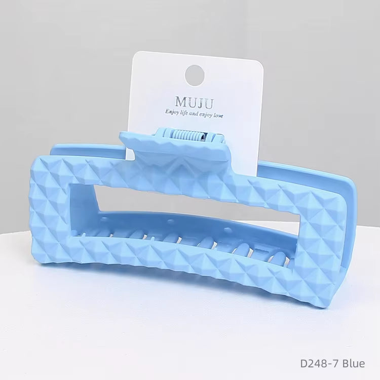 Matte Textured Hair Claw